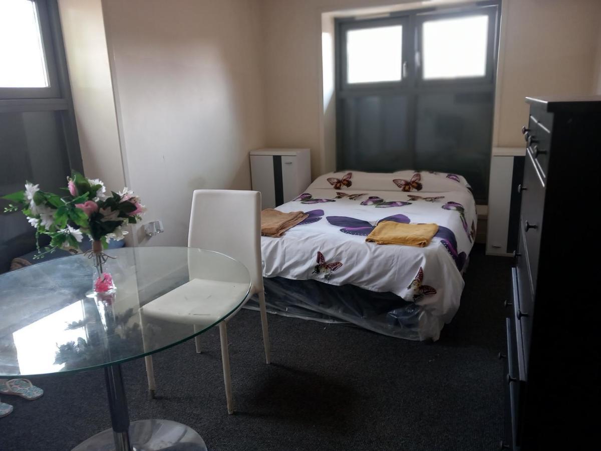 Jah Lodge Croydon Dış mekan fotoğraf