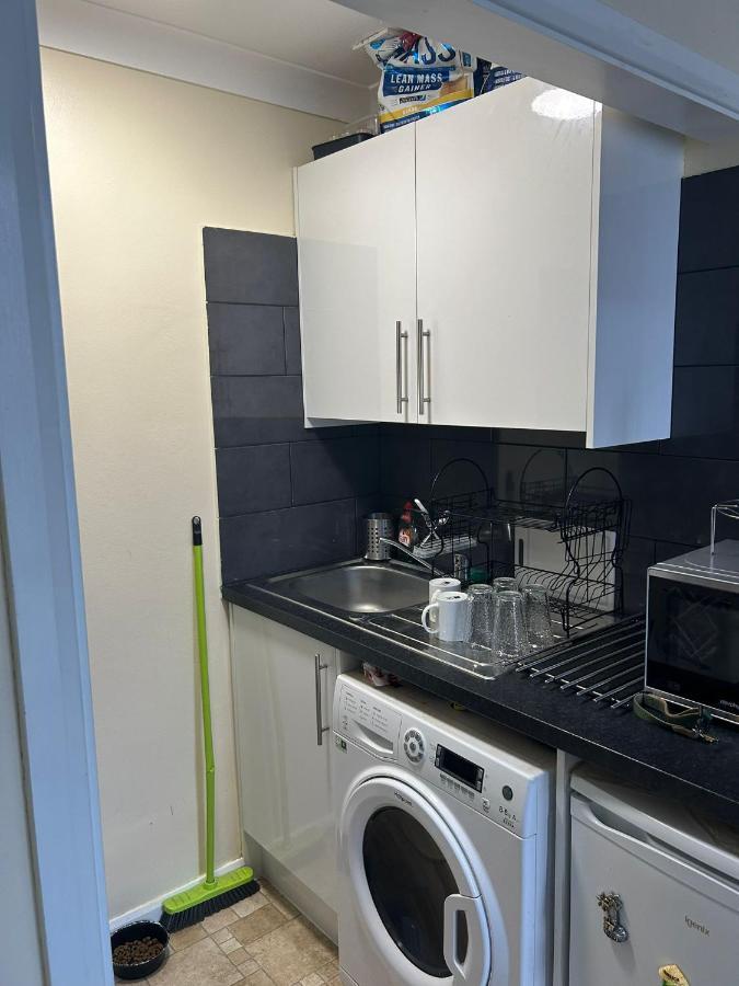 Jah Lodge Croydon Dış mekan fotoğraf